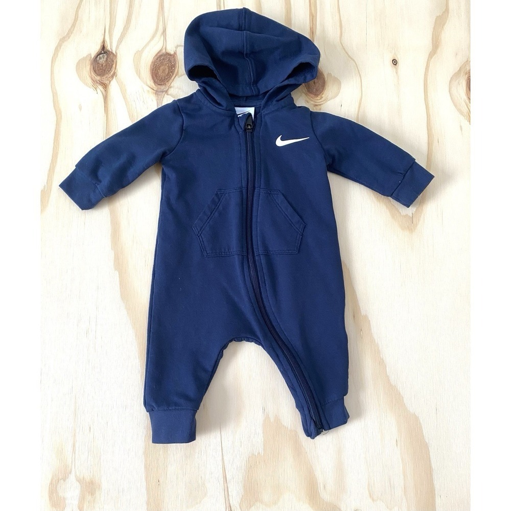 Nike Baby Full Zip Hooded coverall/Tracksuit n
Navy 3 Month